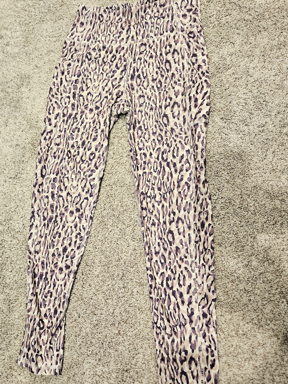 Women’s Leopard Print Knit Leggings - Purple